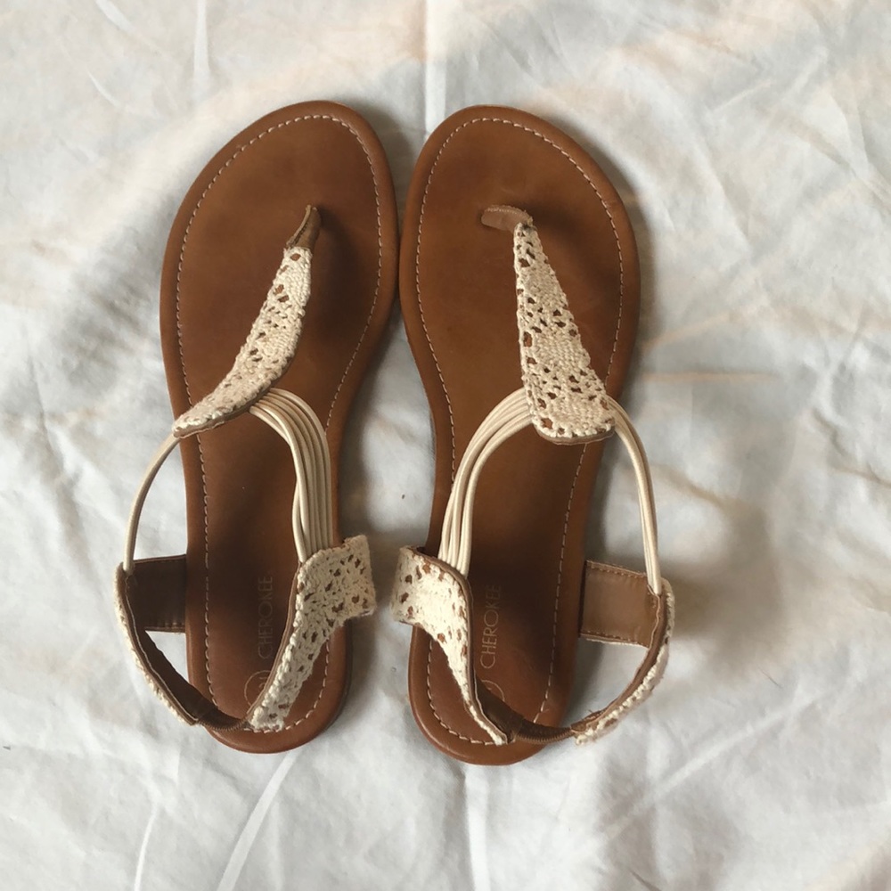 Cherokee Women’s Size 6 Sandals